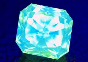 colored diamond with strong blue fluorescence